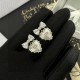2023FW Earrings DIOR Dior The strongest item this fall/winter 2023FW Earrings DIOR Dior The strongest item this fall/winter