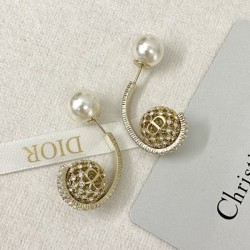 2023FW earrings DIOR Dior essential items for autumn
