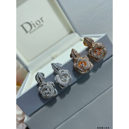 DIOR Dior New winter 2023FW earrings you can't miss DIOR Dior New winter 2023FW earrings you can't miss