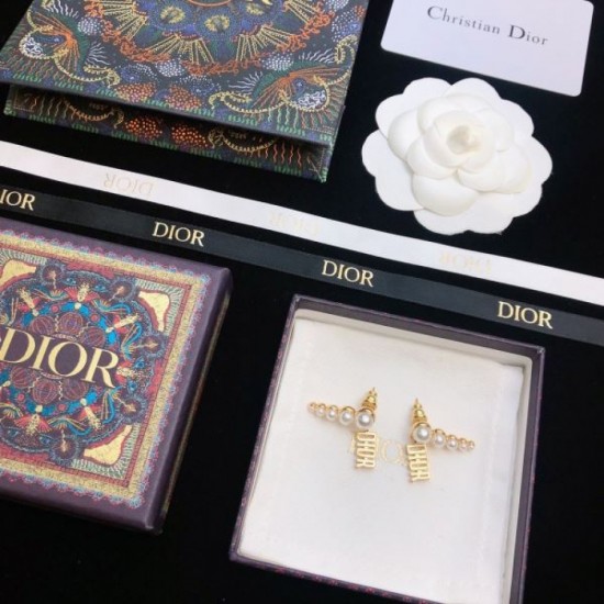 DIOR Dior Miraculous Sale Special Price! 2023FW earrings DIOR Dior Miraculous Sale Special Price! 2023FW earrings