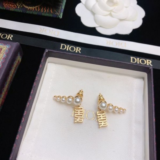 DIOR Dior Miraculous Sale Special Price! 2023FW earrings DIOR Dior Miraculous Sale Special Price! 2023FW earrings