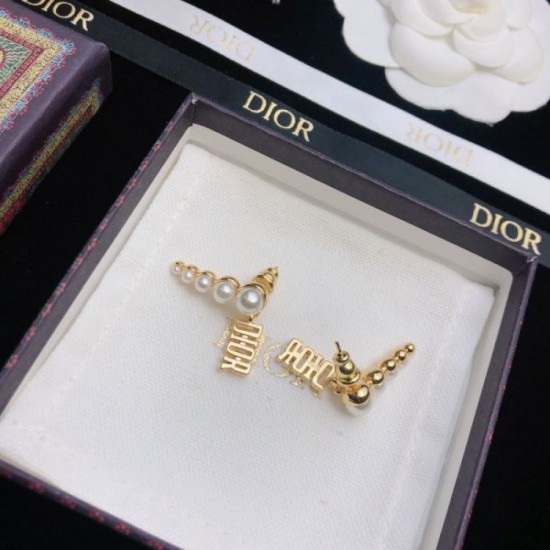 DIOR Dior Miraculous Sale Special Price! 2023FW earrings DIOR Dior Miraculous Sale Special Price! 2023FW earrings