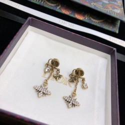 DIOR Dior 2023FW earrings to watch this fall/winter
