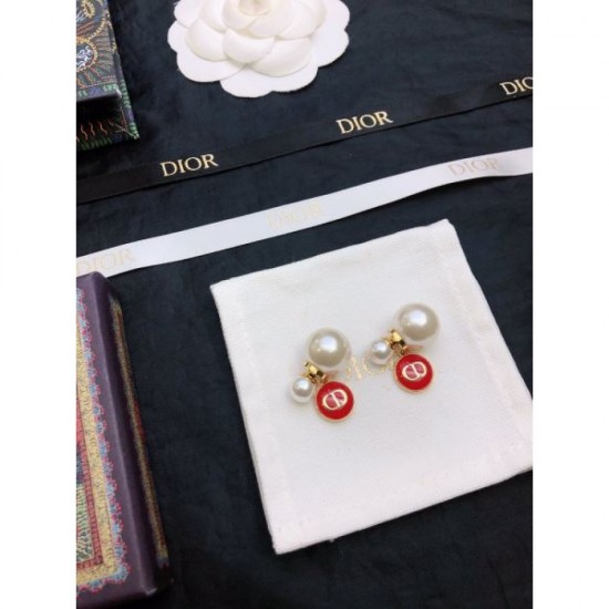 DIOR Latest popular sale this winter 2023FW earrings DIOR Latest popular sale this winter 2023FW earrings