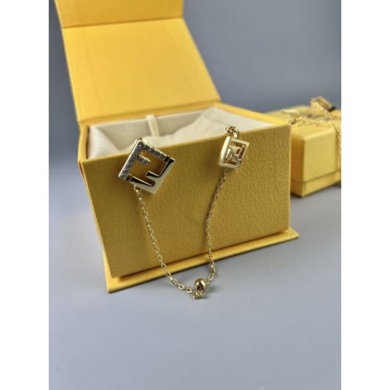 2023FW Earrings FENDI FENDI Popularity Domestic Sold Out Limited Quantity 2023FW Earrings FENDI FENDI Popularity Domestic Sold Out Limited Quantity