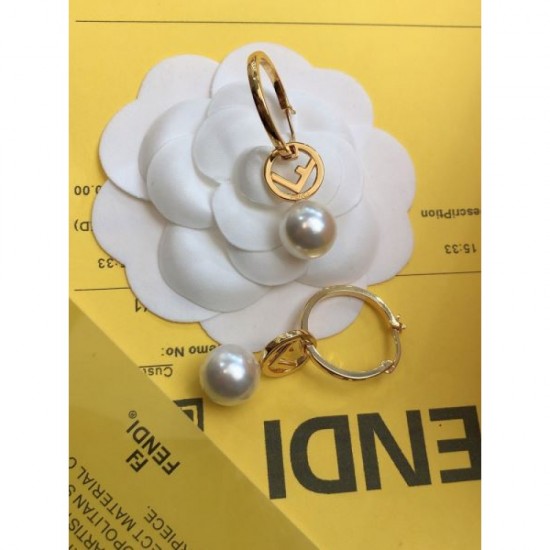 FENDI New product suddenly reduced price! 2023FW earrings FENDI New product suddenly reduced price! 2023FW earrings
