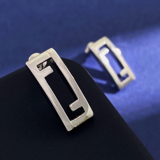 FENDI Popular big seller! 2023FW earrings FENDI Popular big seller! 2023FW earrings