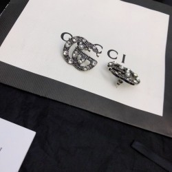 2023SS earrings very easy to incorporate GUCCI Gucci