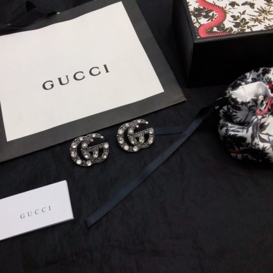 2023SS earrings very easy to incorporate GUCCI Gucci 2023SS earrings very easy to incorporate GUCCI Gucci