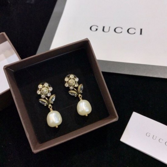 2023FW Earrings GUCCI Gucci Featured tops this fall/winter 2023FW Earrings GUCCI Gucci Featured tops this fall/winter