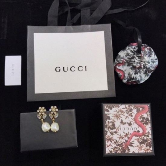 2023FW Earrings GUCCI Gucci Featured tops this fall/winter 2023FW Earrings GUCCI Gucci Featured tops this fall/winter