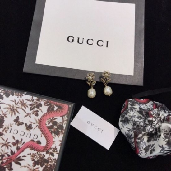 2023FW Earrings GUCCI Gucci Featured tops this fall/winter 2023FW Earrings GUCCI Gucci Featured tops this fall/winter
