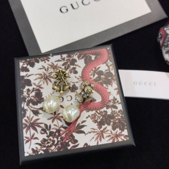 2023FW Earrings GUCCI Gucci Featured tops this fall/winter 2023FW Earrings GUCCI Gucci Featured tops this fall/winter