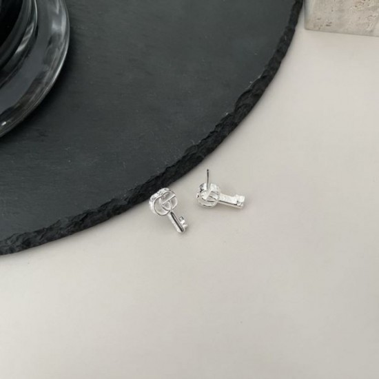 GUCCI Gucci Explosively popular winter 2023FW earrings GUCCI Gucci Explosively popular winter 2023FW earrings