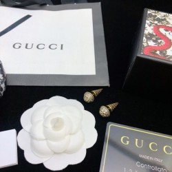 GUCCI Gucci extremely popular 2023FW earrings