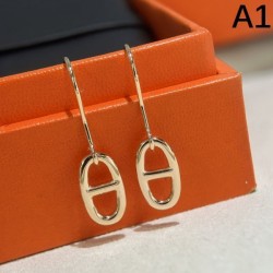 HERMES Check out the trends of the season 2023FW earrings