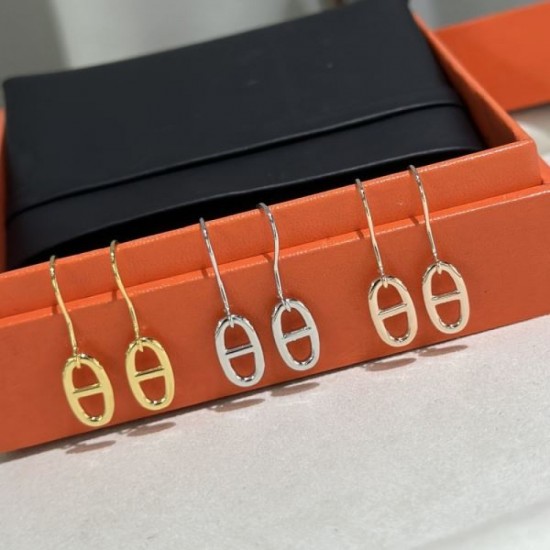 HERMES Check out the trends of the season 2023FW earrings HERMES Check out the trends of the season 2023FW earrings