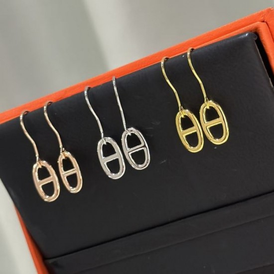 HERMES Check out the trends of the season 2023FW earrings HERMES Check out the trends of the season 2023FW earrings