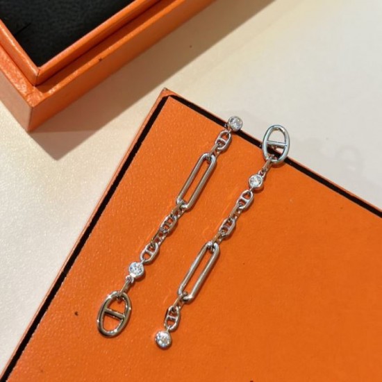 HERMES New 2023FW earrings following the previous season HERMES New 2023FW earrings following the previous season
