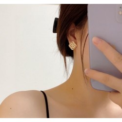 2023FW Earrings LOEWE Latest ☆ Very popular ☆ Hot topic
