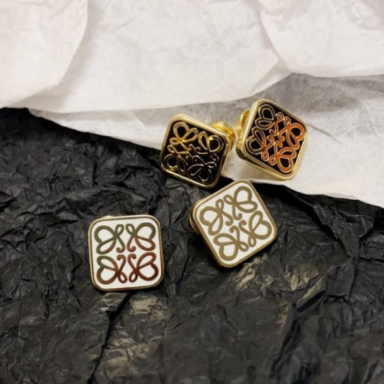 2023FW Earrings LOEWE Latest ☆ Very popular ☆ Hot topic 2023FW Earrings LOEWE Latest ☆ Very popular ☆ Hot topic