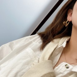 LOUIS VUITTON LOUIS VUITTON where 2023SS earring logo is beautiful