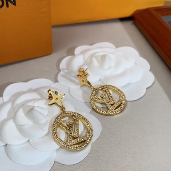 LOUIS VUITTON Louis Vuitton Earrings 2023SS Excellent comfort LOUIS VUITTON Louis Vuitton Earrings 2023SS Excellent comfort