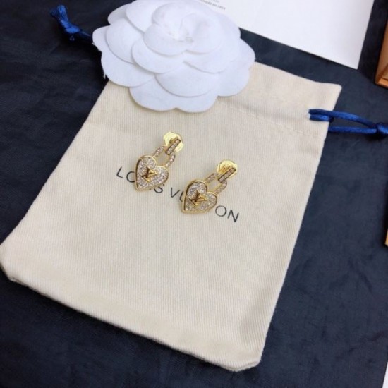 LOUIS VUITTON Adult and elegant 2023FW earrings LOUIS VUITTON Adult and elegant 2023FW earrings