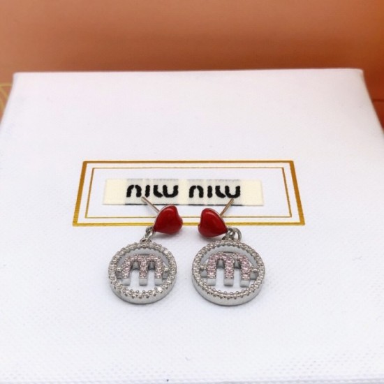 2023SS Earrings Attracting Eyes MIU MIU 2023SS Earrings Attracting Eyes MIU MIU