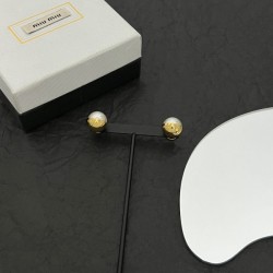 2023SS Earrings Fashionable with one piece MIU MIU Miu Miu