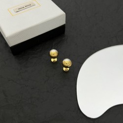 2023SS Earrings Fashionable with one piece MIU MIU Miu Miu