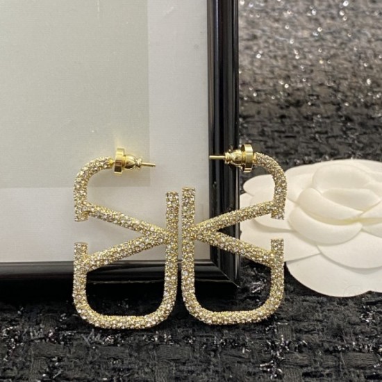VALENTINO Valentino earrings 2023SS latest item VALENTINO Valentino earrings 2023SS latest item