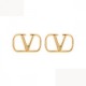 VALENTINO Valentino earrings 2023SS refined design VALENTINO Valentino earrings 2023SS refined design