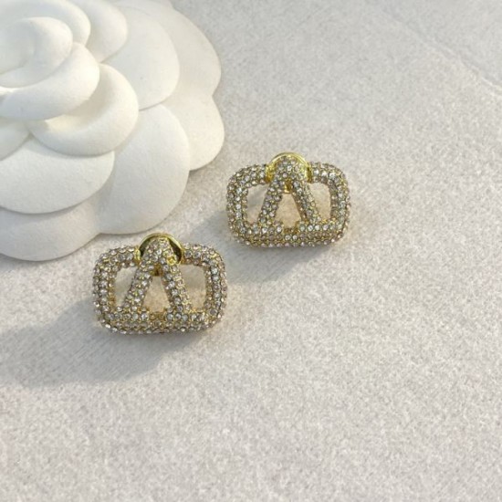 2023FW Earrings VALENTINO Also available as a limited gift 2023FW Earrings VALENTINO Also available as a limited gift