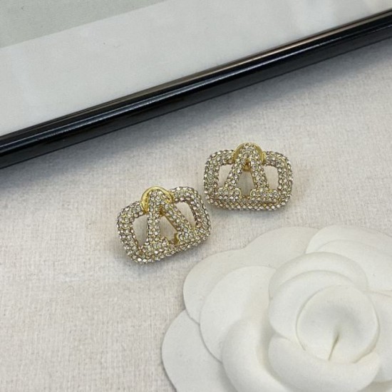 2023FW Earrings VALENTINO Also available as a limited gift 2023FW Earrings VALENTINO Also available as a limited gift