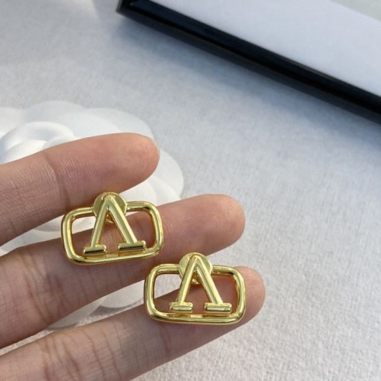 2023FW Earrings VALENTINO Valentino users are increasing 2023FW Earrings VALENTINO Valentino users are increasing