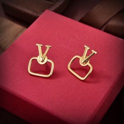 VALENTINO Very difficult to obtain 2023FW earrings