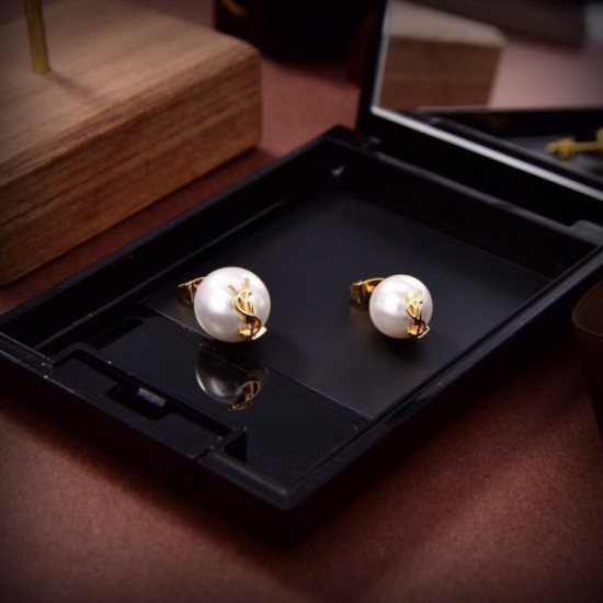 2023SS Earrings SALE Get a great deal YSL Yves Saint Laurent 2023SS Earrings SALE Get a great deal YSL Yves Saint Laurent