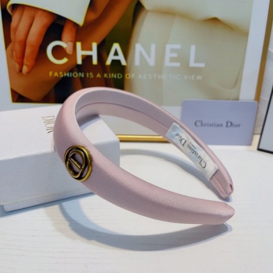 2023SS hair ornament Spring and summer refreshing new work is in fashion DIOR Dior 2023SS hair ornament Spring and summer refreshing new work is in fashion DIOR Dior