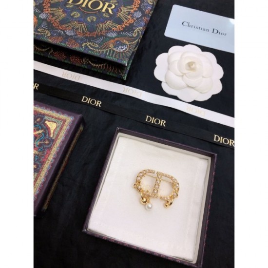 2023SS hair ornament Enjoy the latest style of spring DIOR Dior 2023SS hair ornament Enjoy the latest style of spring DIOR Dior