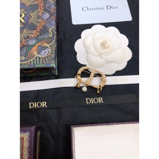 2023SS hair ornament Enjoy the latest style of spring DIOR Dior 2023SS hair ornament Enjoy the latest style of spring DIOR Dior