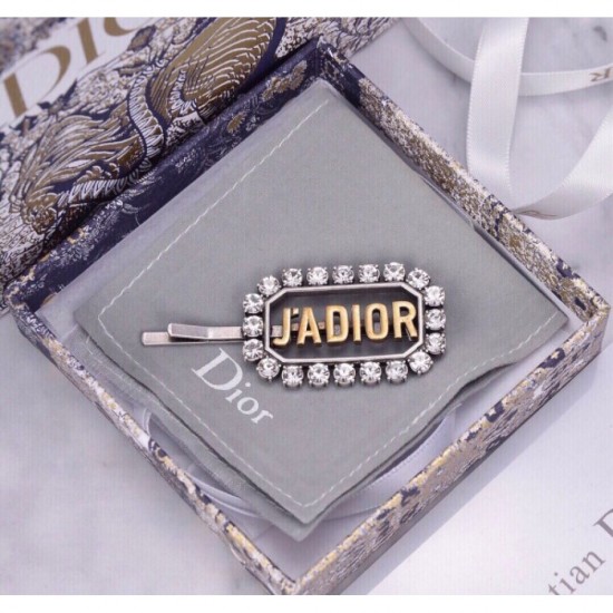 DIOR Dior hair ornament 2023SS new summer hit inevitable this season DIOR Dior hair ornament 2023SS new summer hit inevitable this season