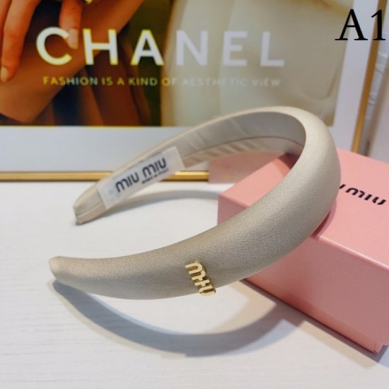 2023SS hair ornament enjoy casual fashion MIU MIU 2023SS hair ornament enjoy casual fashion MIU MIU
