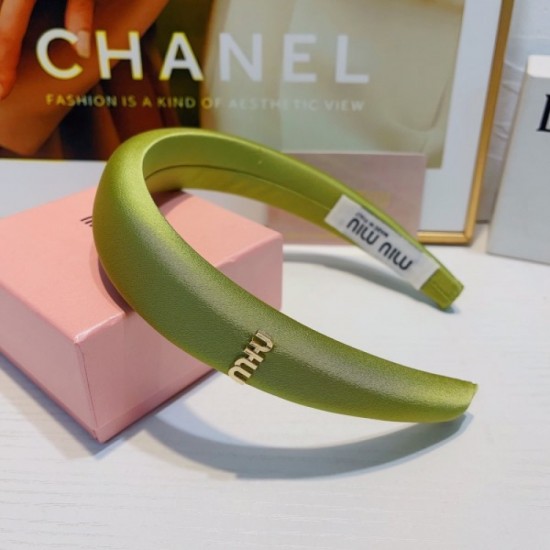 2023SS hair ornament enjoy casual fashion MIU MIU 2023SS hair ornament enjoy casual fashion MIU MIU