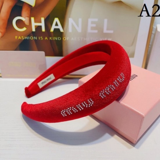 2023SS hair ornament MIU MIU feel the latest trends MIU MIU 2023SS hair ornament MIU MIU feel the latest trends MIU MIU
