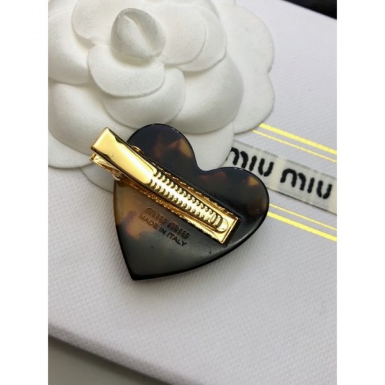 MIU MIU Hair Ornament 2023SS Continues to be a hot style MIU MIU Hair Ornament 2023SS Continues to be a hot style