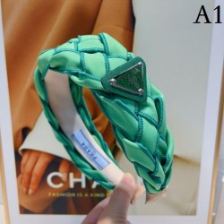 2023SS hair ornament The key to fashion style PRADA Prada