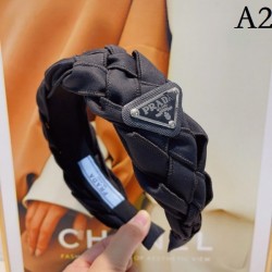 2023SS hair ornament The key to fashion style PRADA Prada