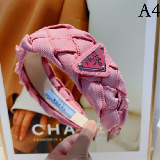 2023SS hair ornament The key to fashion style PRADA Prada 2023SS hair ornament The key to fashion style PRADA Prada