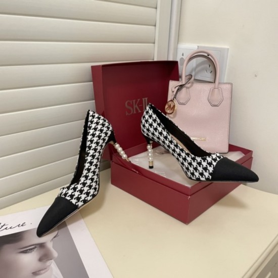 CHANEL Chanel pumps 2023AW The range of fashion spreads CHANEL Chanel pumps 2023AW The range of fashion spreads